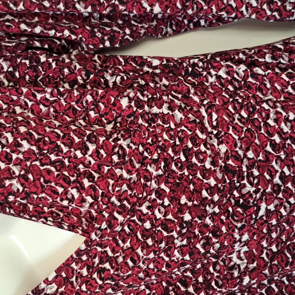 Cleo Wrap Top Size Large - Picture 2 of 6